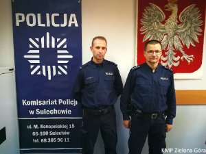 Policjanci na Komisariacie w Sulechowie